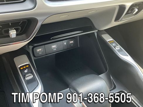 Used 2023 Kia Sorento S w/ Panoramic Sunroof Package FWD image 25
