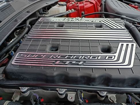 Used 2022 Chevrolet Camaro ZL1 RWD image 25