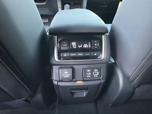 New 2026 Subaru Ascent Touring AWD/4WD image 25