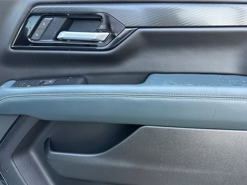 Used 2026 GMC Yukon AT4 image 21