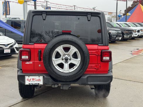 Used 2018 Jeep Wrangler Unlimited Sport S image 6