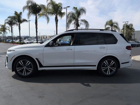 New 2026 BMW X7 M60i AWD/4WD image 7