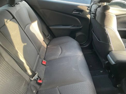 Used 2017 Toyota Prius Two w/ Carpet Mat Package FWD image 11