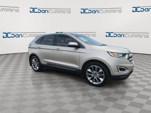 Used 2017 Ford Edge Titanium w/ Equipment Group 302A AWD/4WD image 2