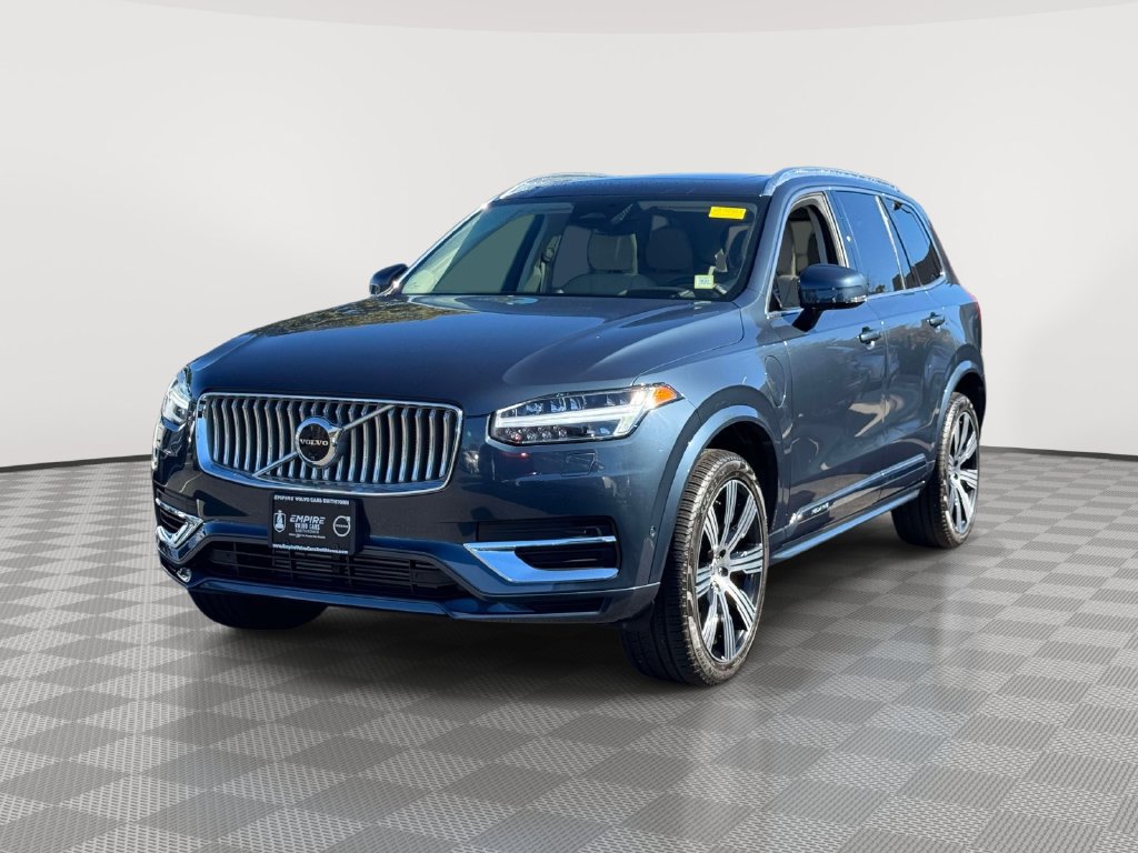 Certified 2024 Volvo XC90 T8 Ultimate w/ Protection Package AWD/4WD image 2