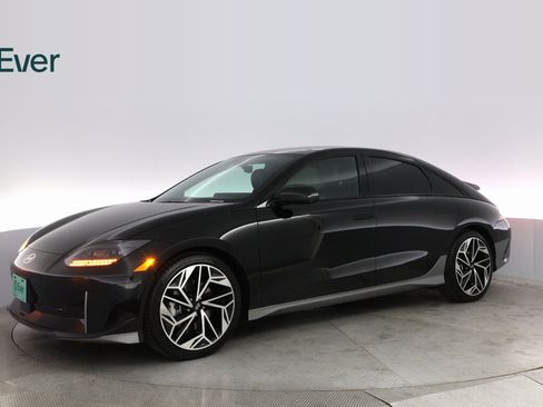 Used 2023 Hyundai Ioniq 6 Limited image 15