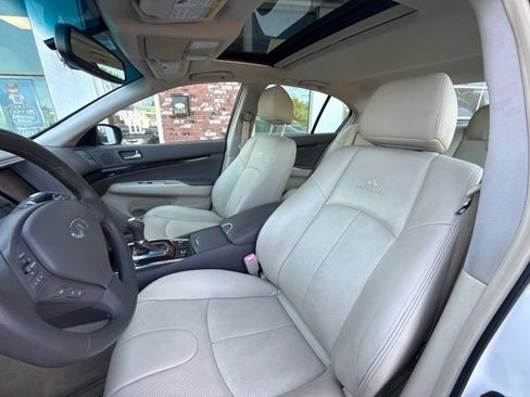 Used 2012 INFINITI G37 x Sedan w/ Premium Pkg AWD/4WD image 12