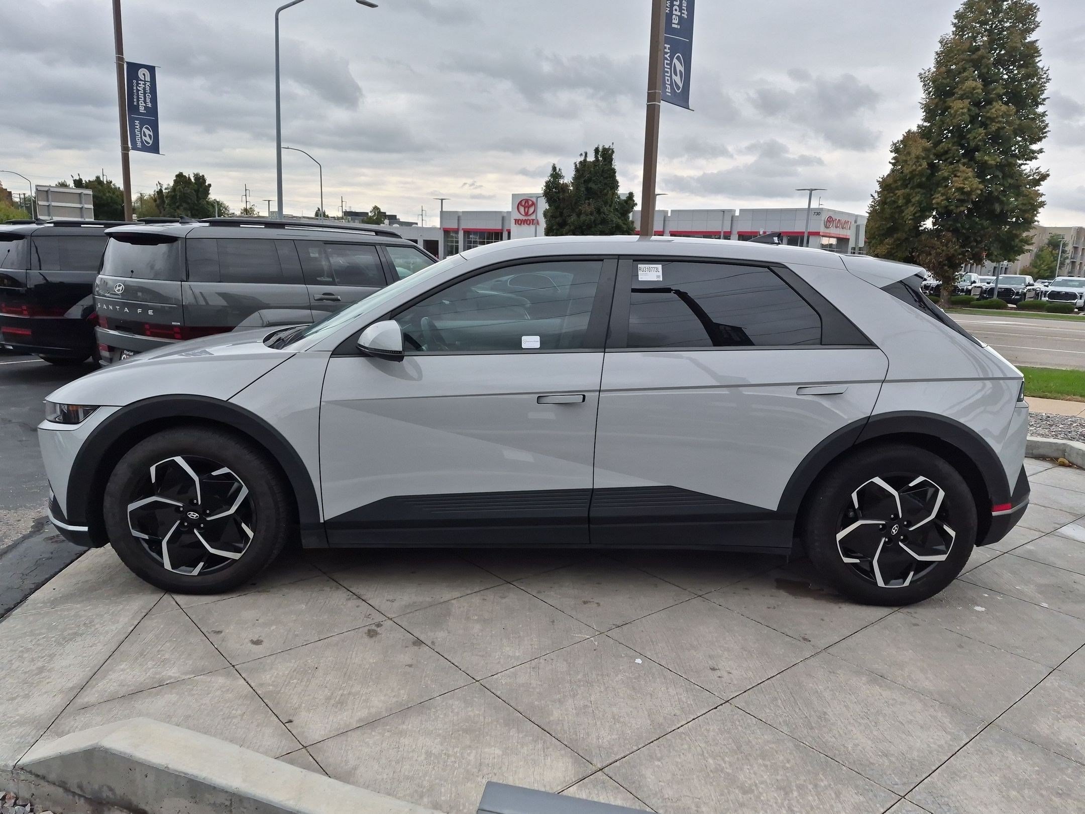 Certified 2024 Hyundai Ioniq 5 SEL AWD/4WD image 9