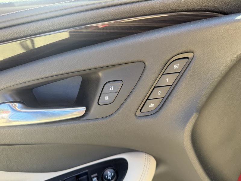 Used 2019 Buick Envision Essence AWD/4WD image 8