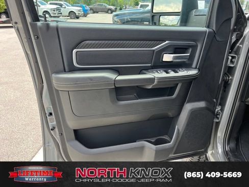 New 2026 RAM 2500 Big Horn AWD/4WD image 6