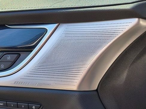 Used 2024 Cadillac XT5 Premium Luxury image 21