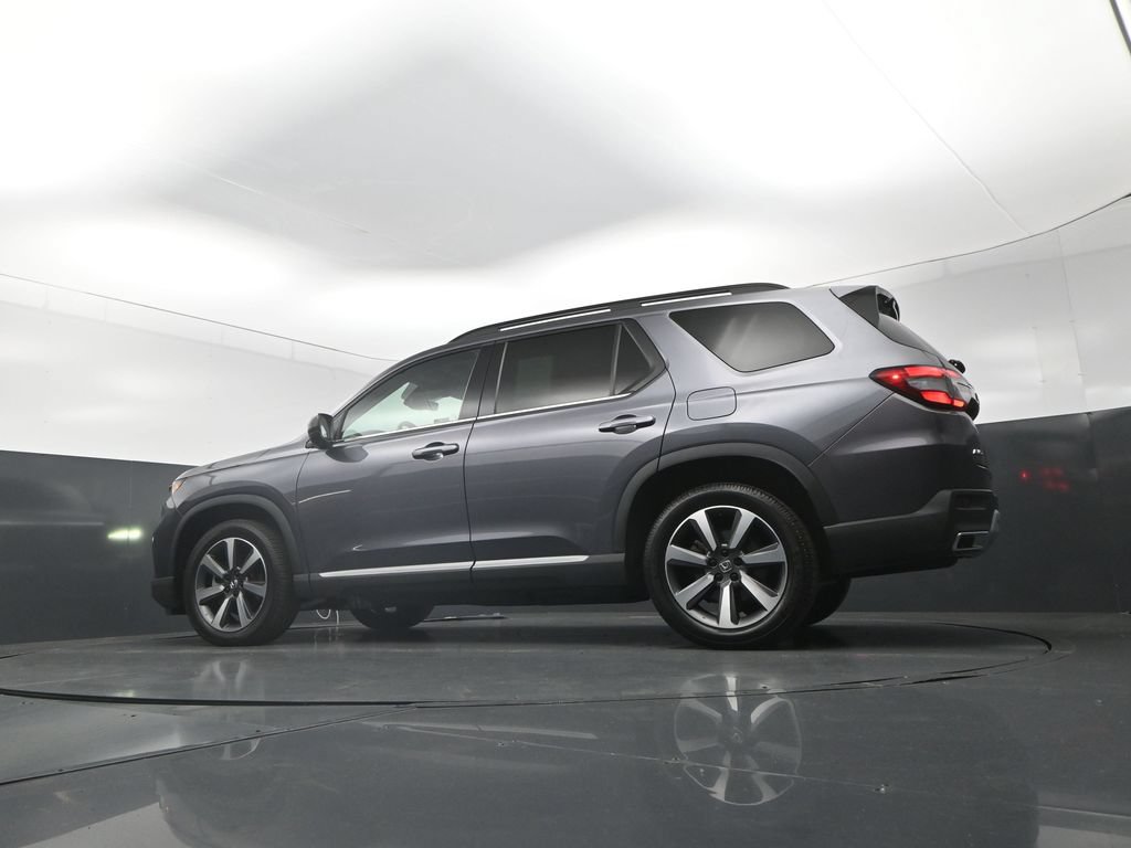 Used 2023 Honda Pilot Elite image 34