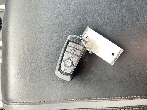 Used 2019 Ford F150 Platinum RWD image 25