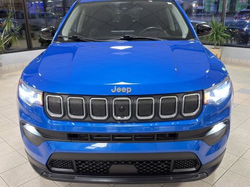 Used 2022 Jeep Compass Latitude image 5