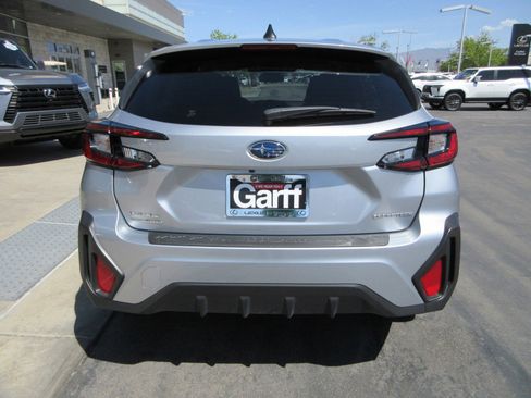 Used 2024 Subaru Crosstrek 2.0i AWD/4WD image 7