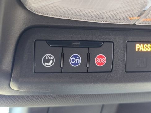 Used 2022 Chevrolet TrailBlazer ACTIV FWD image 32
