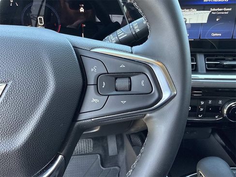 Used 2025 Chevrolet Trax ACTIV w/ Driver Confidence Package image 17