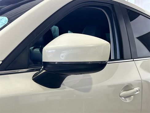 Used 2021 MAZDA CX-5 Touring image 11