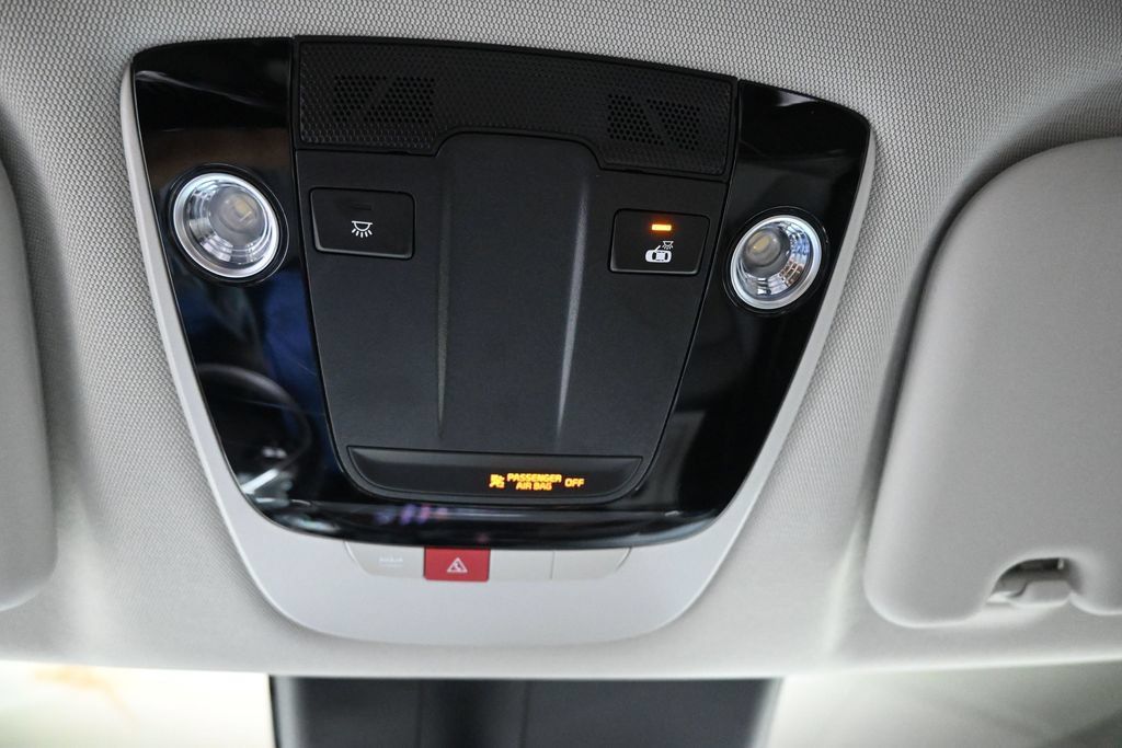 Used 2024 Kia EV6 Light AWD/4WD image 31