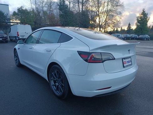 Used 2020 Tesla Model 3 Standard Range Plus RWD image 7