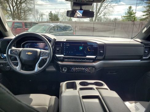 Certified 2023 Chevrolet Silverado 1500 LT AWD/4WD image 11