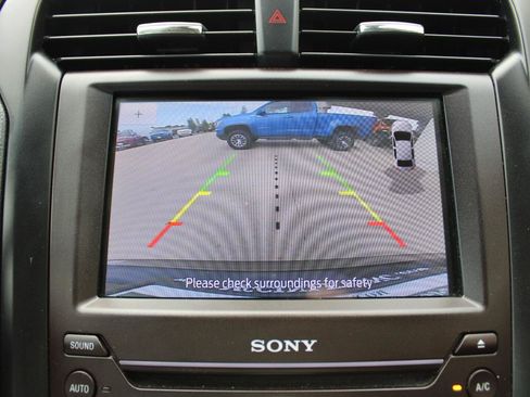 Used 2020 Ford Fusion Titanium FWD image 21