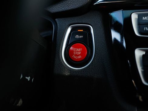 Used 2020 BMW M4 Coupe image 36