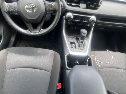 Used 2024 Toyota RAV4 XLE FWD image 6