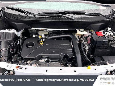 New 2026 Chevrolet Equinox LT w/ Safety and Technology Package FWD image 8