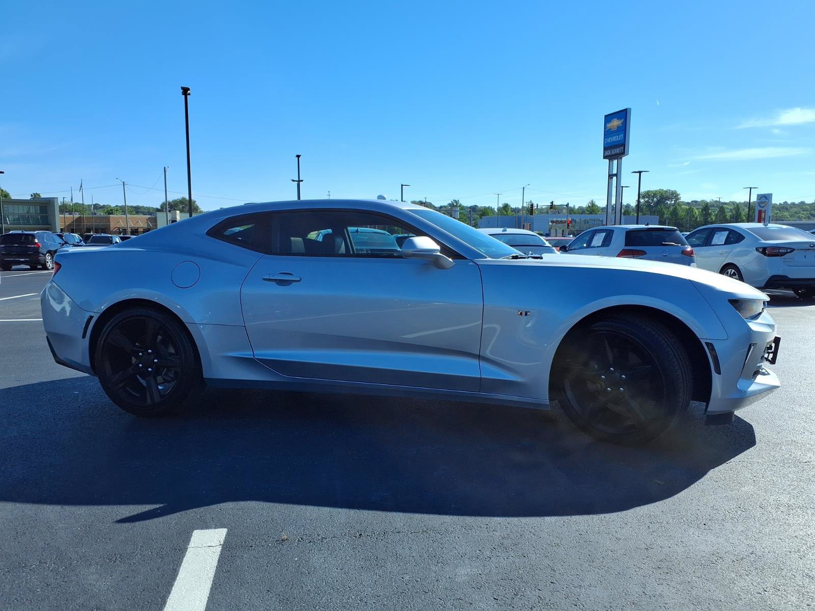 Used 2018 Chevrolet Camaro LT RWD image 32