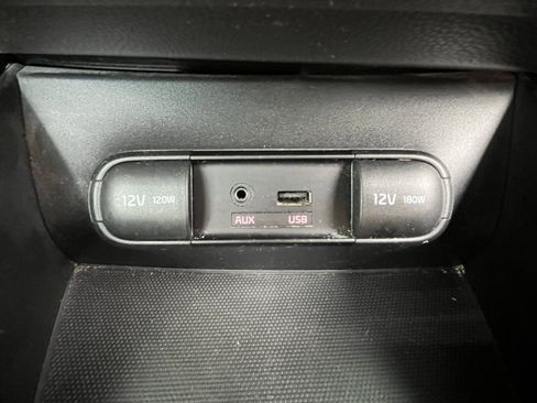 Used 2015 Kia Soul ! w/ Sun & Sound Package FWD image 20
