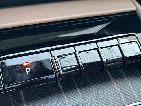 New 2026 Lincoln Navigator Black Label AWD/4WD image 22
