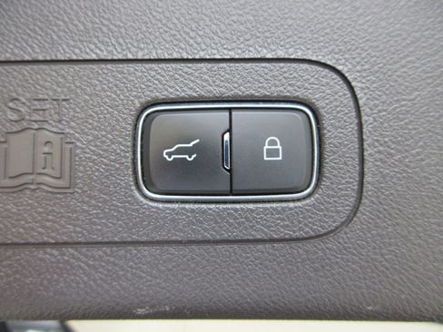 Used 2021 Lincoln Aviator Black Label w/ Dynamic Handling Package AWD/4WD image 56