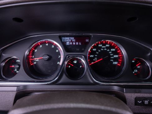 Used 2014 GMC Acadia Denali AWD/4WD image 25