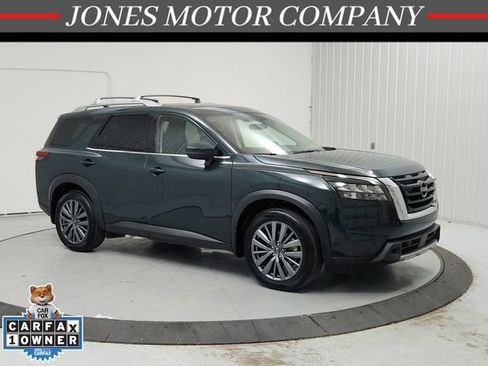 Used 2025 Nissan Pathfinder SL w/ SL Premium Package FWD image 1