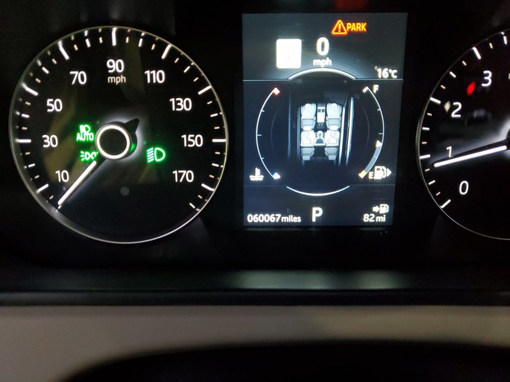 Used 2018 Land Rover Range Rover Velar S AWD/4WD image 17