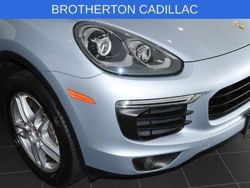 Used 2016 Porsche Cayenne AWD/4WD image 11
