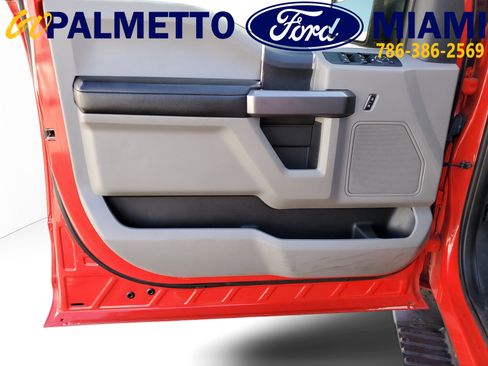 Used 2019 Ford F150 XLT w/ Trailer Tow Package image 16