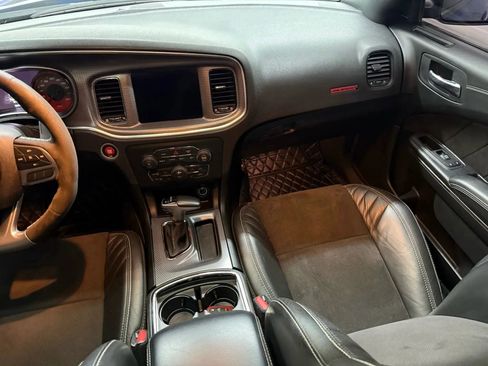 Used 2022 Dodge Charger SRT Hellcat w/ Harman/Kardon Audio Group image 25