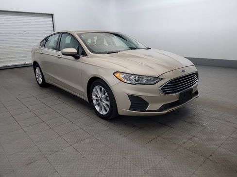 Used 2019 Ford Fusion SE FWD image 13