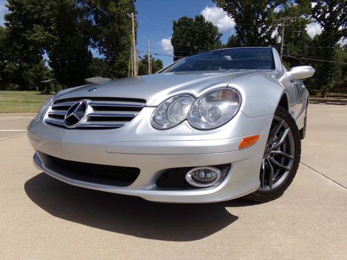 Used 2007 Mercedes-Benz SL 550 image 6