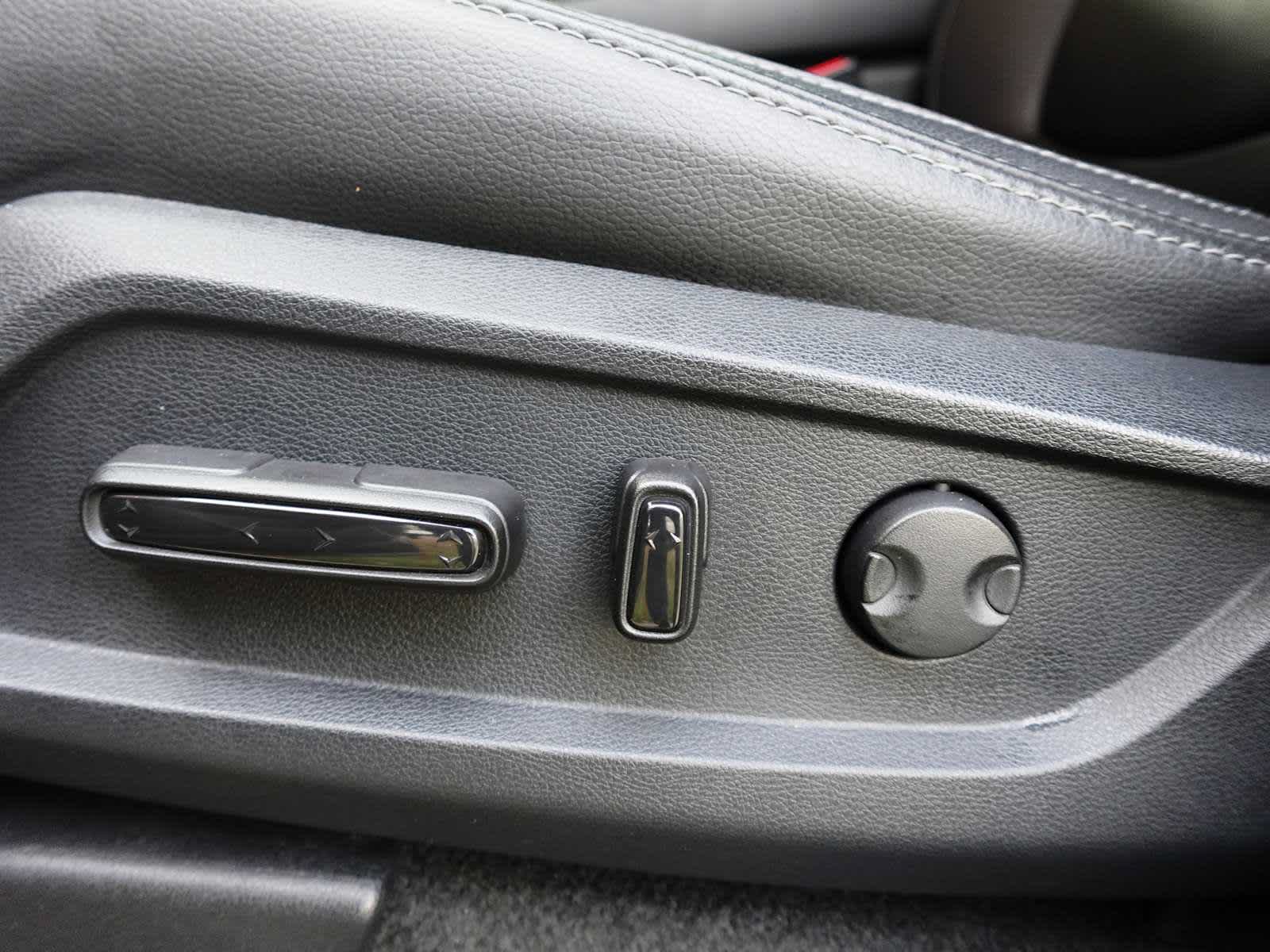Certified 2024 Honda Pilot Touring image 14