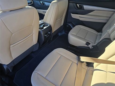 New 2026 Buick Enclave Preferred image 11