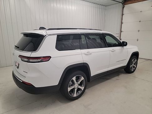 New 2025 Jeep Grand Cherokee L Limited w/ Luxury Tech Group II image 6