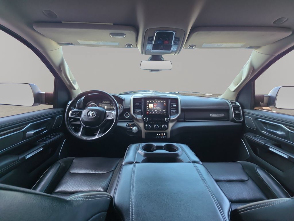 Used 2019 RAM 1500 Laramie AWD/4WD image 17