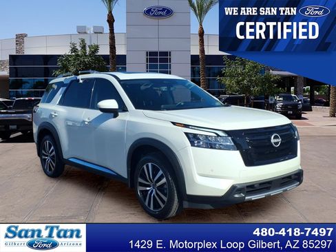 Used 2024 Nissan Pathfinder Platinum w/ Black Appearance Package FWD image 1
