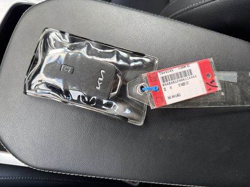 Used 2022 Kia Stinger GT1 image 38