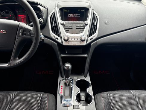 Used 2017 GMC Terrain SLE FWD image 29