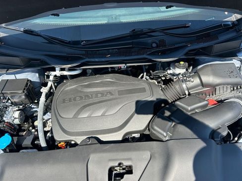 Used 2024 Honda Odyssey Touring image 30