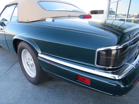 Used 1994 Jaguar XJS 4.0 Convertible image 28